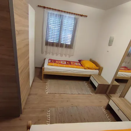 Country House Mia Country house Starigrad Paklenica