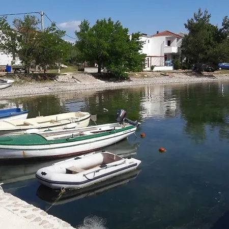 Gospodarstwo wiejskie Country House Mia Starigrad Paklenica