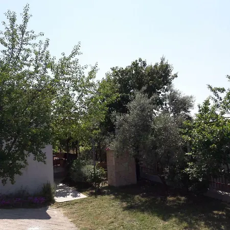 Country House Mia Country house Starigrad Paklenica
